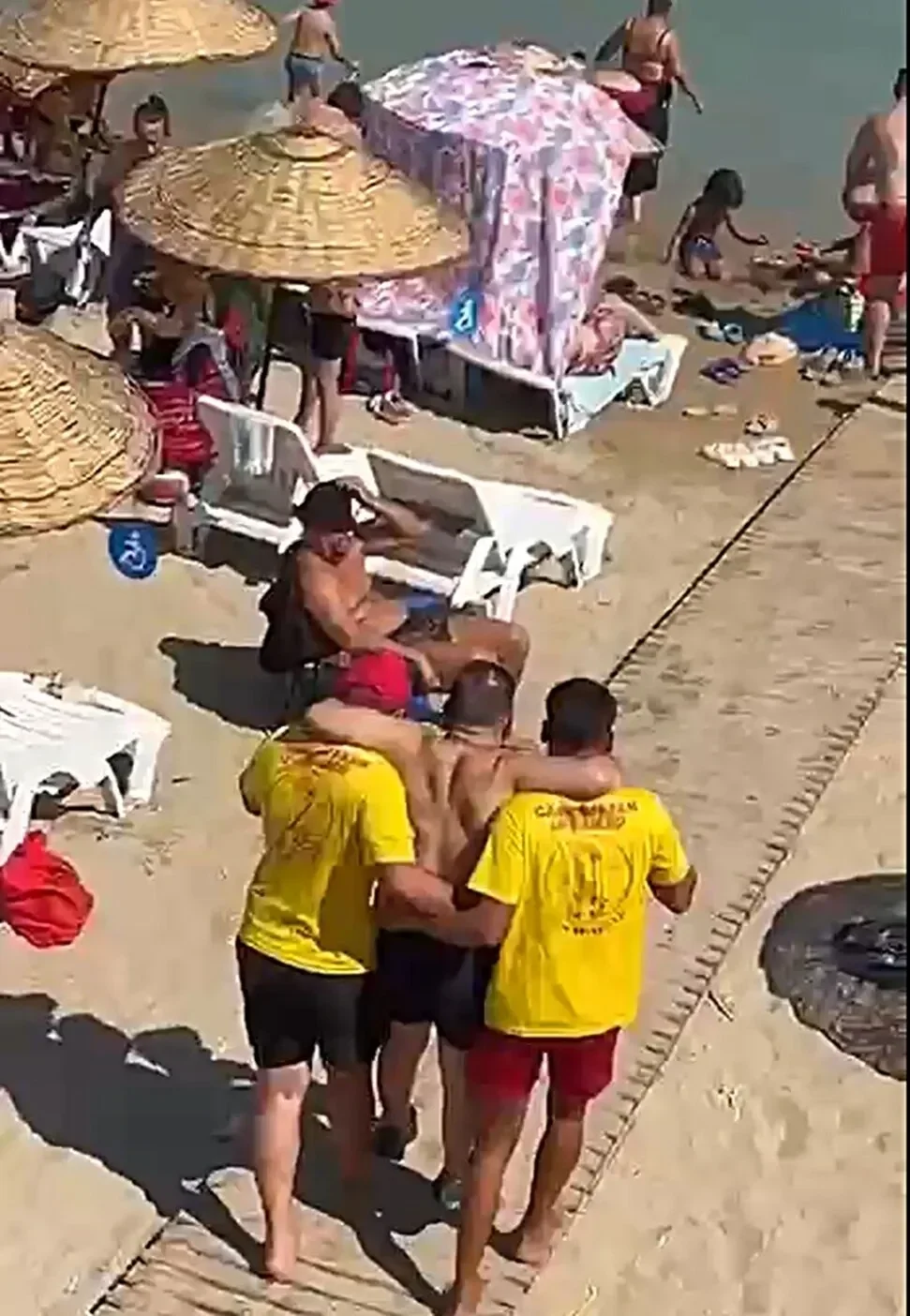 Didim Akbük sahilinde engelsiz kent ve yeşil yaşam vizyonunu temsil eden doğal manzara.