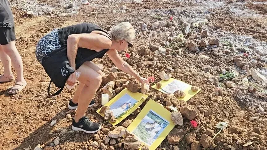 Didim Akbük hayvan barınağı önünde DİHAD öncülüğünde protesto eylemi